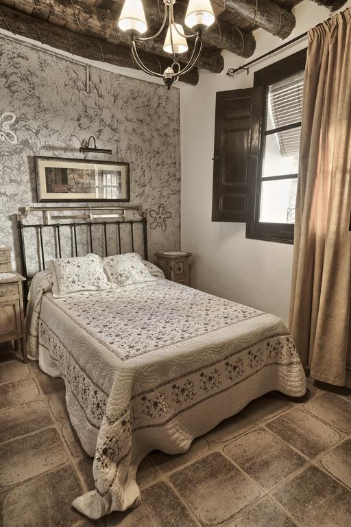 La Casa Del Tio Venancio Pensjonat Caracenilla Pokój zdjęcie
